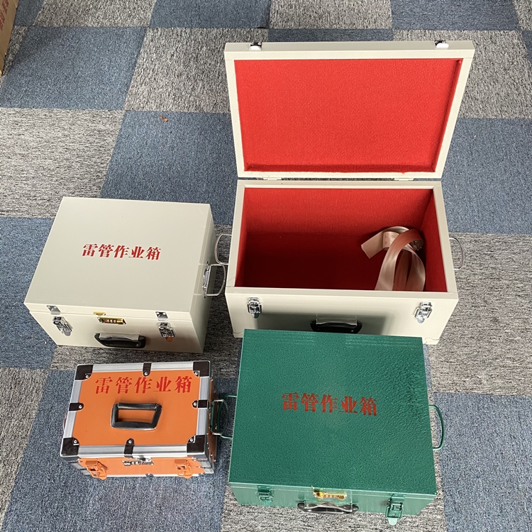 宣化爆破工程作业箱如何选择？玻璃钢与传统材质的全面对比